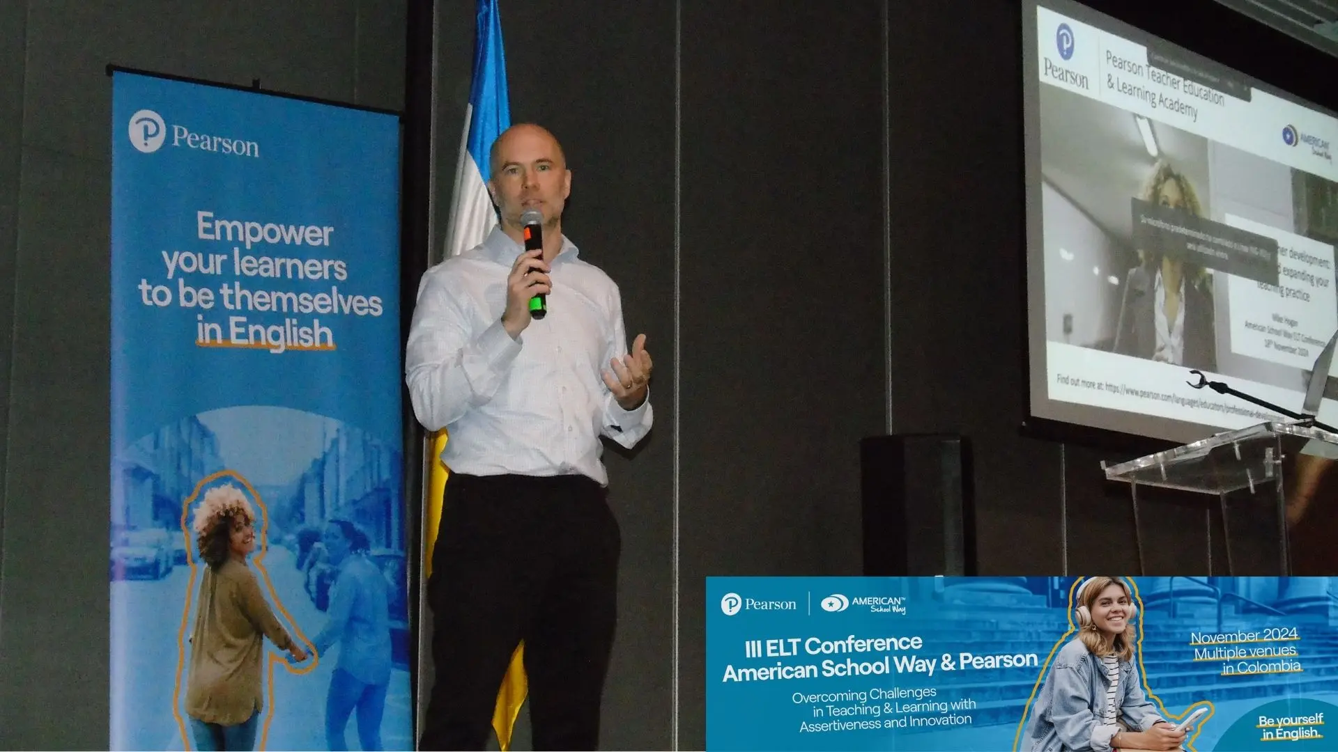 Conferencista Mike Hogan